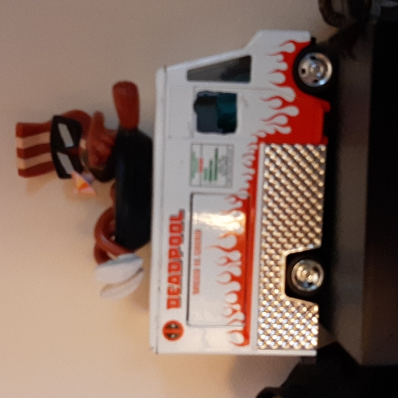 Discounted merch. - Picture 6 of 13